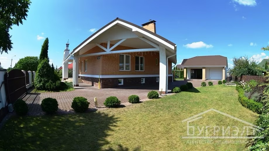 Вид дома с улицы. Фото: bugrealt.by