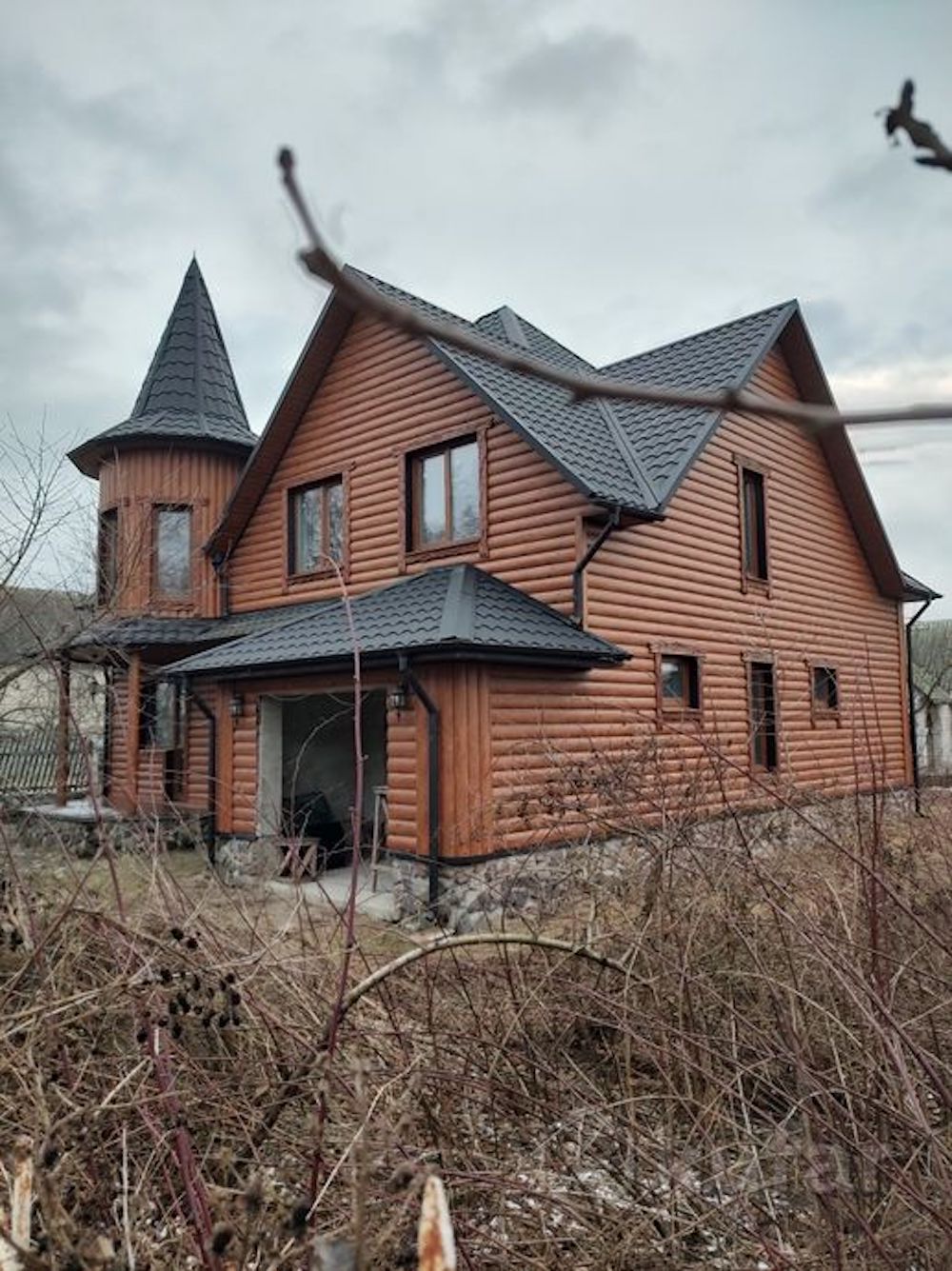 Внешний вид дома.