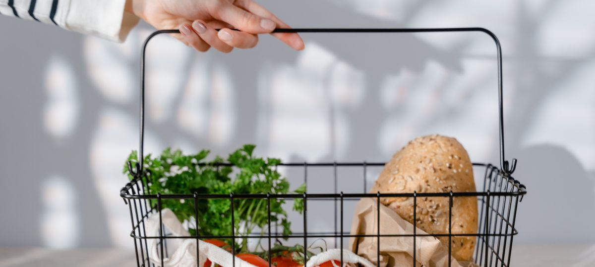 Корзина с продуктами