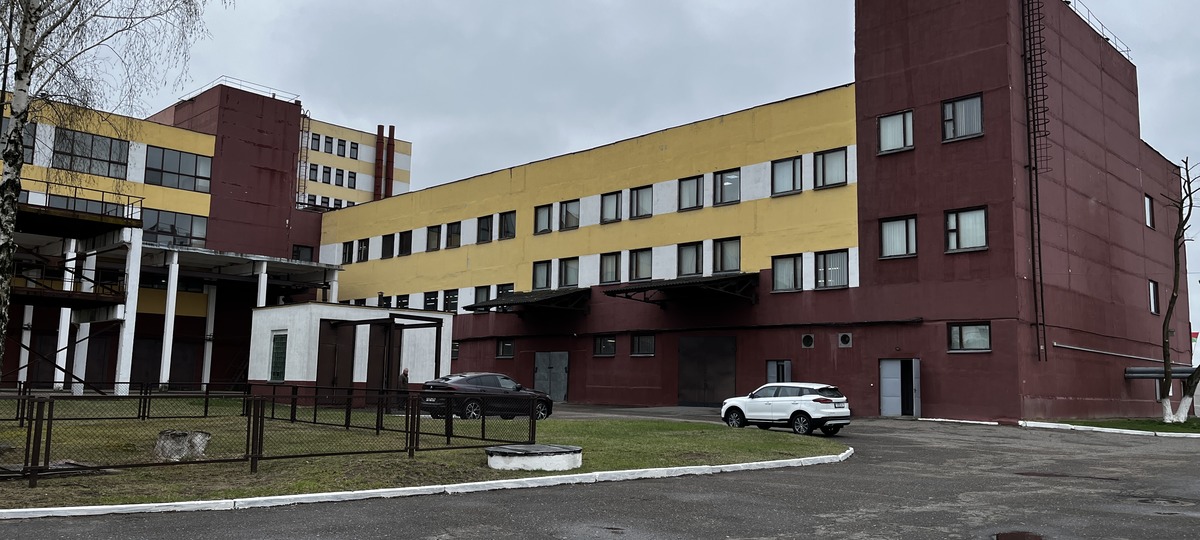 Производственный корпус бывшей обувной фабрики в Барановичах