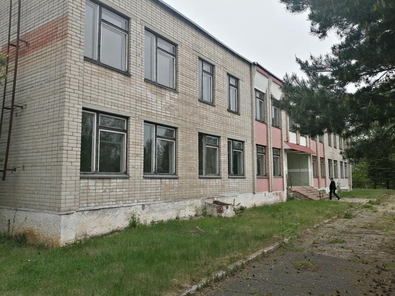 школьное здание