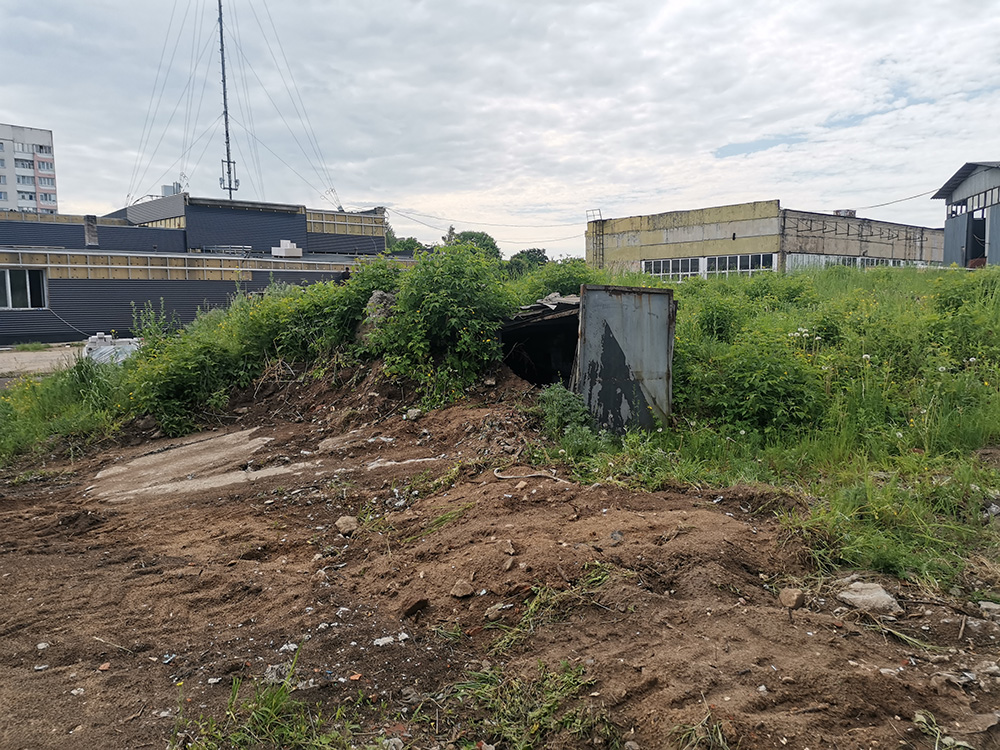 бомбасховішча