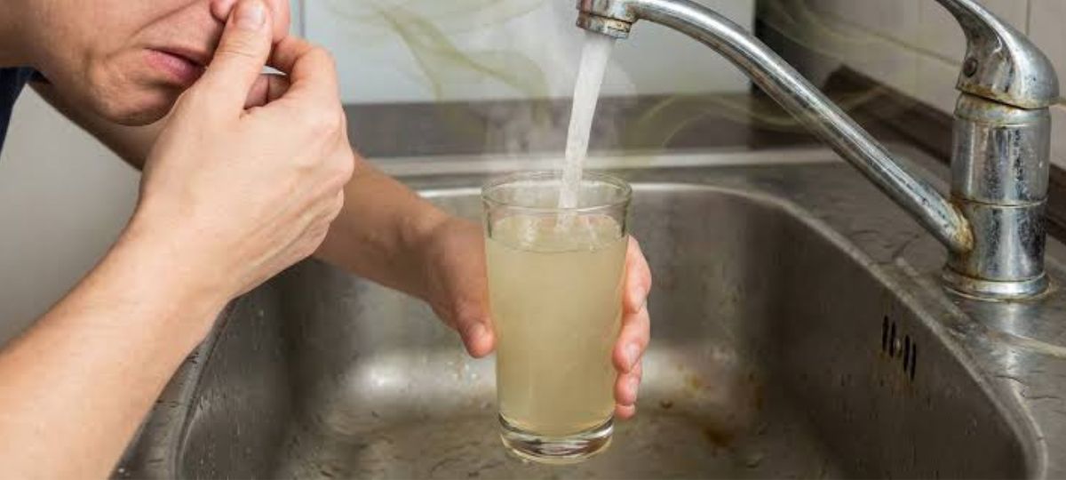 Вонючая вода из-под крана